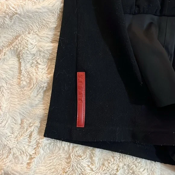 Prada Men's Sport Polyester Thumb-Hole Black Longsleeve Shirt Size M - Picture 2 of 6